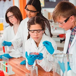 laboratórios educacionais